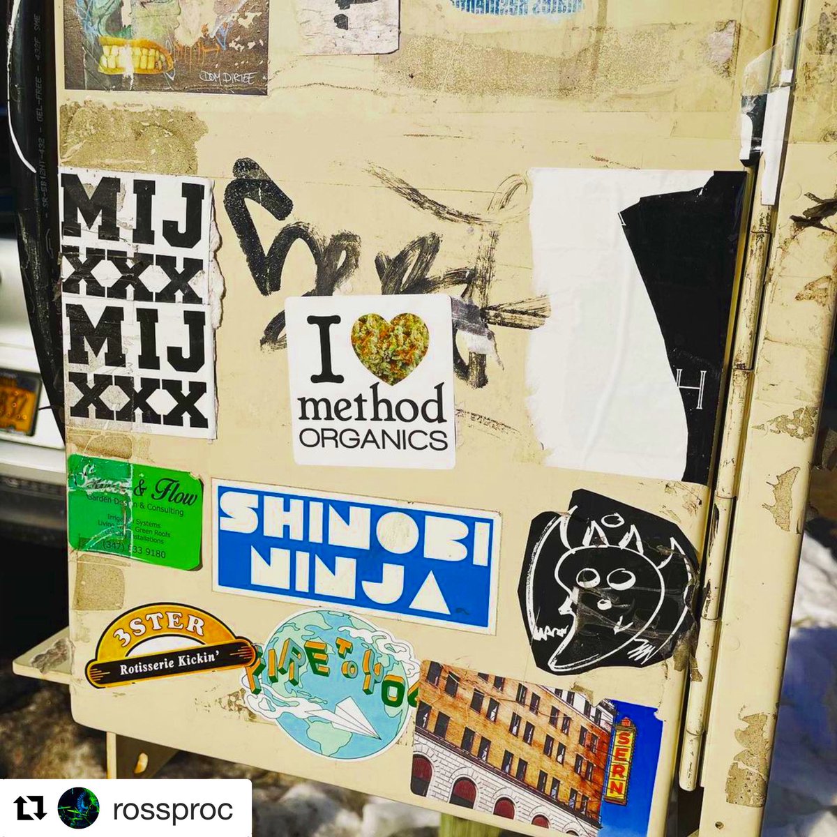 XShinobiNinjaX's tweet photo. #Repost @rossproc
・・・
Hey @shinobininja, look out! @methodorganics is coming for you! #stickerwar #brooklyn #newyork #cbd #hemp #streetteam #stickers https://t.co/4FTKO4j17M