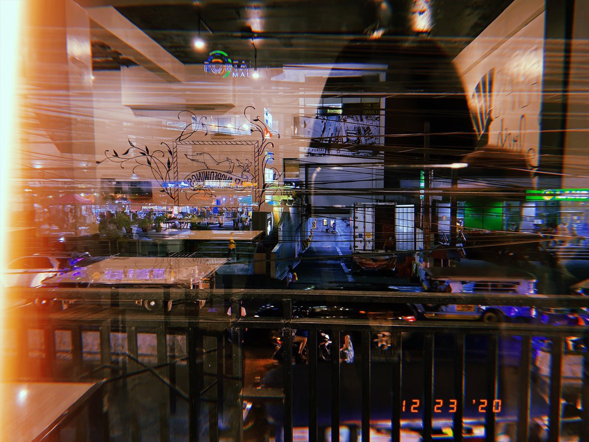everydaygraphy's tweet photo. The world is moving and yet here I am stuck in the same place. https://t.co/QTU9pOoZWI