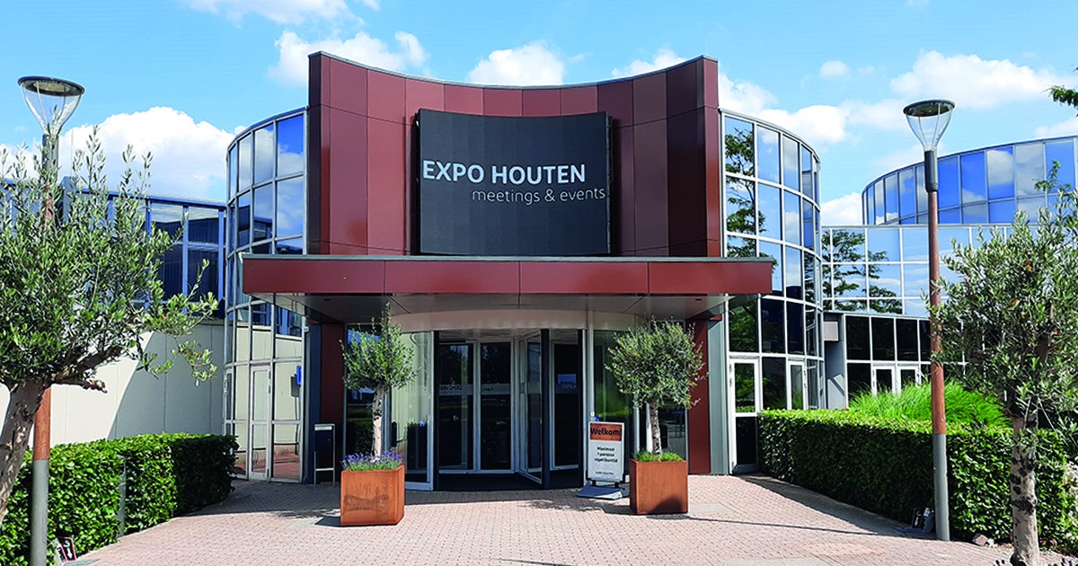 Expo Houten wordt de eerste plek in de regio Utrecht en één van de eerste drie locaties in Nederland waar uiterlijk 11 januari 2021 wordt gestart met het vaccineren van zorgmedewerkers.

Alleen samen krijgen we corona onder controle!