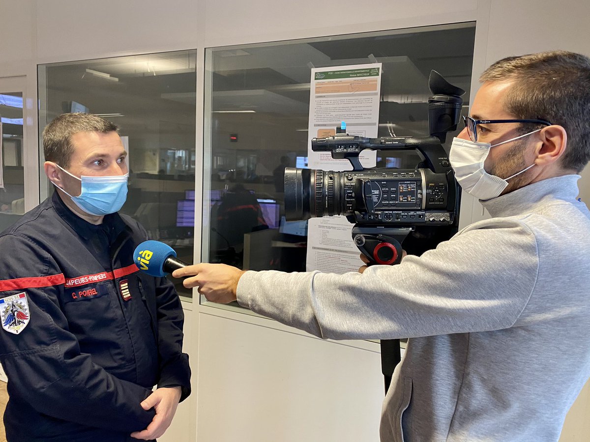 BruyereVal's tweet photo. Lancement officiel de l’application @BonSamaritainFr @aedmap au @SDIS34 ! @DDSIS34 @DDSIS34 @BONNAFOUX4 @aurelienmanenc @Gillesviri @CPOIREL13 @Mercadier34700 https://t.co/05LpwaA6ZQ