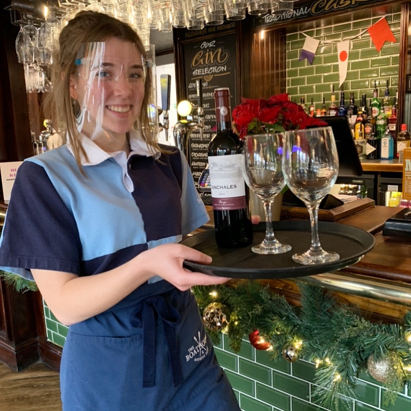 JWLeesBoathouse's tweet image. 🍷 W I N E  W E D N E S D A Y 🍷

But two large glasses and receive the rest of the bottle on us all day today - it is Christmas after all 😄

We have space available this afternoon just give us a  call on 01244 328709 📞 

#booknow #weeklyoffer #winewednesday