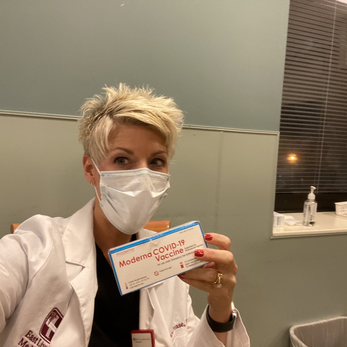 pease43920's tweet photo. Best Christmas present ever!  Got my first vaccine today.  I would never give my patients, family, or community something I am not willing to take myself.  HOPE is here!! Continue to follow guidelines this Season so we can all have a bright future!❤️ https://t.co/Opfrq8v7md