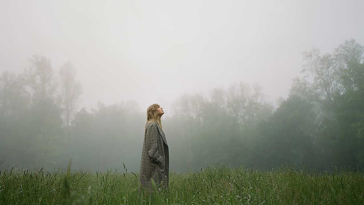 RedBeeCreative's tweet photo. Featuring in many of the agency’s most-listened-to @SpotifyUK streams, @taylorswift13’s recent surprise release, #Folklore secures third place in our top 10 entertainment countdown. It's an interesting change to her previous collections: https://t.co/mc3TTWN4Sg #RedBeeRecommends https://t.co/FElhzAS9Vi