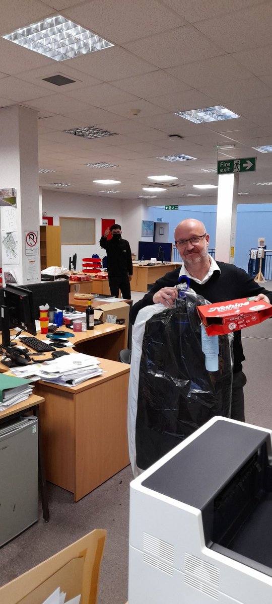 RealGraham's tweet photo. Proper bitched my YTS / PA today. Little mug bought me pizza and collected my dry cleaning @ElliotJHollamby #daubs72 https://t.co/gJCe0ZCxgQ