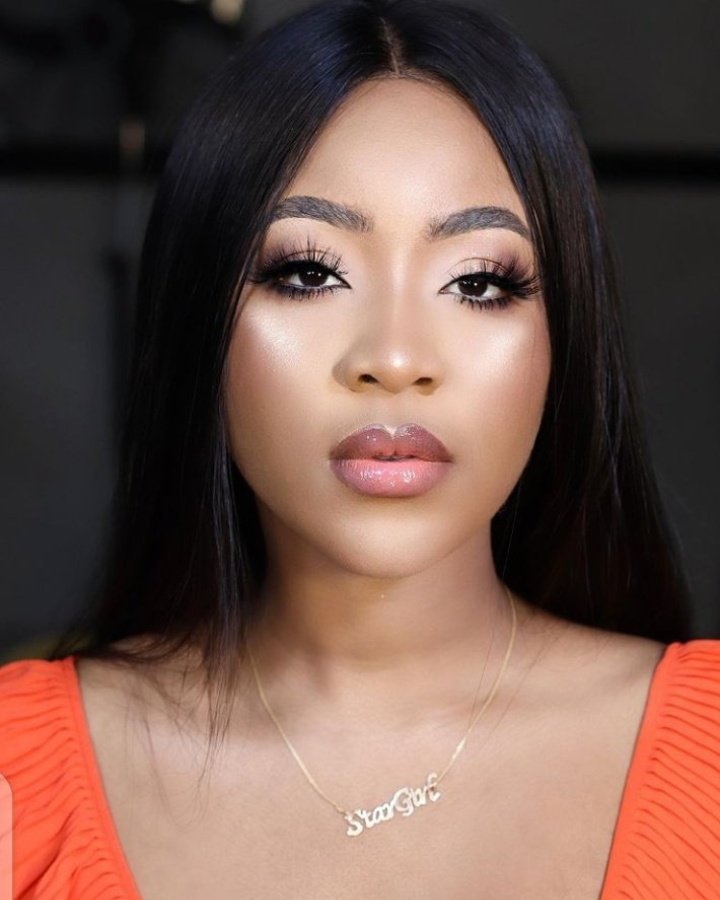 I can never get tired of letting her know how proud of her I'm 😩

Most beautiful Trophy 💕

#EricaOurTrophy #EricaOurTrophy