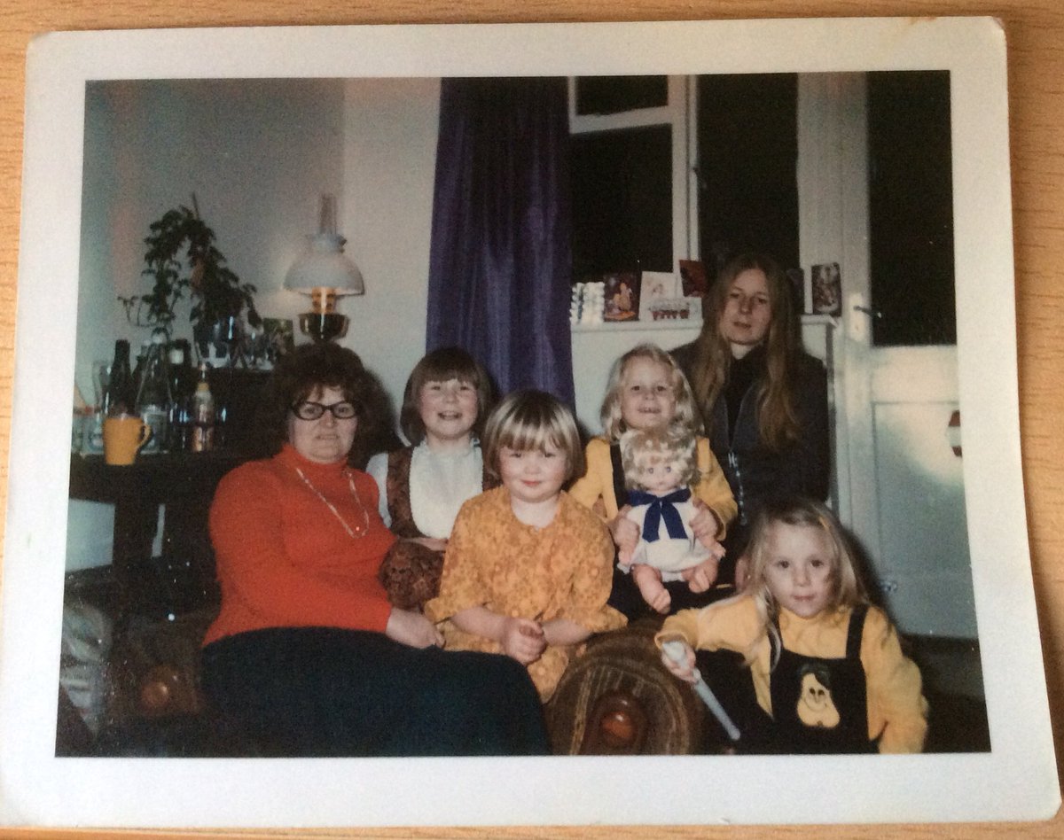 SSpracklen's tweet photo. #Christmas 1974 #mum #me and my #sister on the left.......that #puddingbasin #haircut must still have been in #fashion @WestieMum01 🥴 just look at those purple #fibreglass #curtains 😳 https://t.co/NiIfVHEPdt