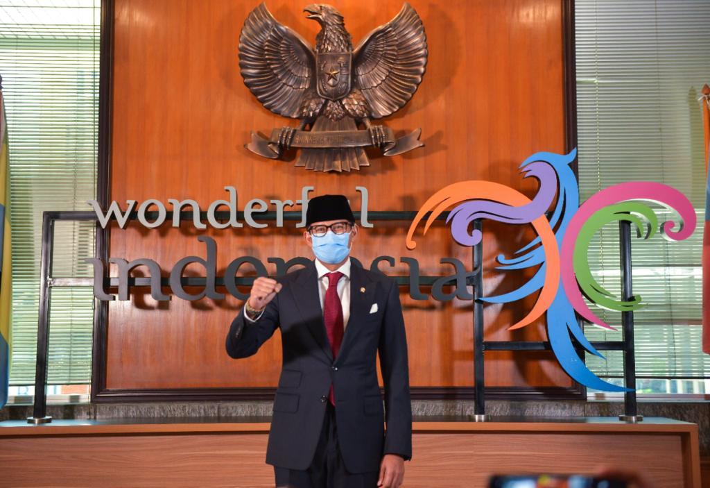genpibabel_'s tweet photo. Semangat Pak @sandiuno dalam memajukan pariwisata Indonesia dan Ekonomi kreatif yang akan selalu menciptakan inovasi. https://t.co/FxGRflJovZ