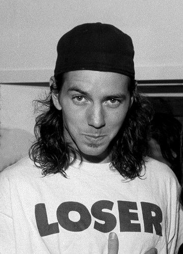 Happy birthday king eddie vedder <33 