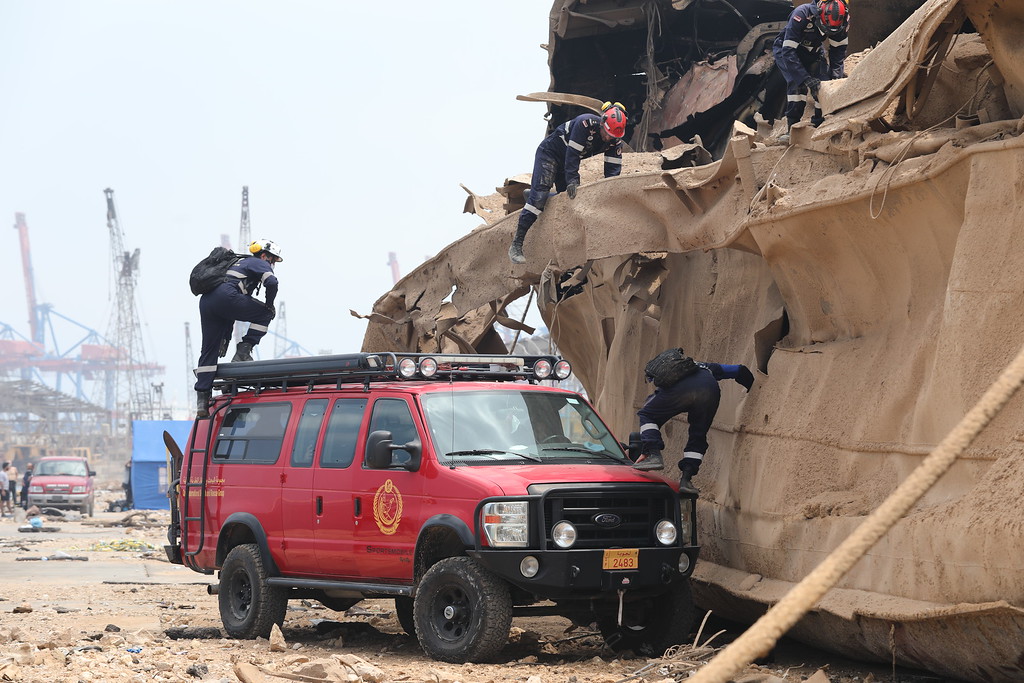 UNOCHA's tweet photo. #TBT to last August, when a deadly explosion devastated Beirut.

More than 4 months later, thousands of people still need house repairs, food &amp; medication.

Here is how you can help: https://t.co/m3eEHTpT1K https://t.co/H8A9Nj4uaS