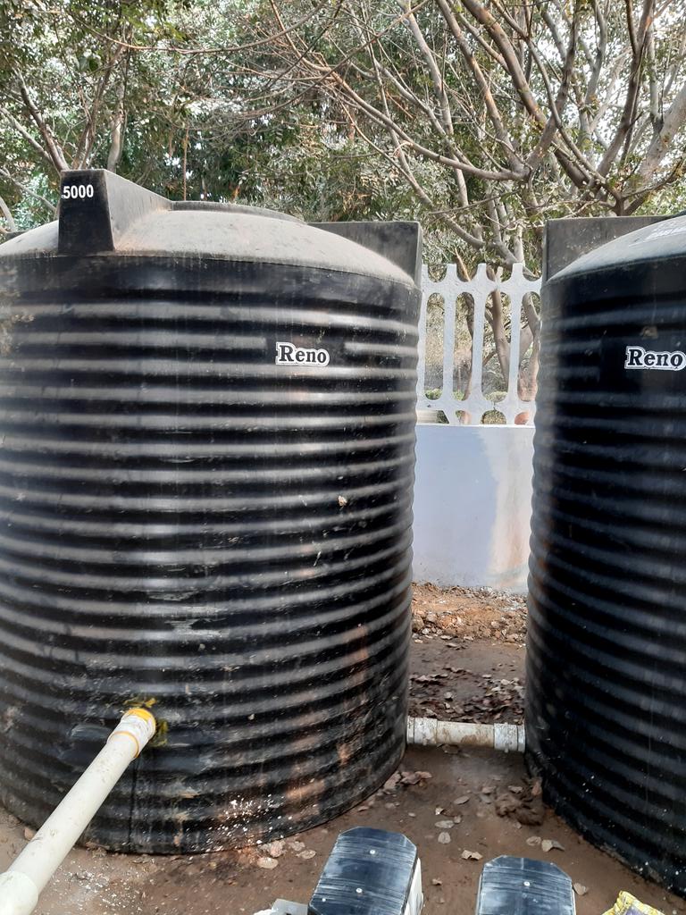 ngtmcyamuna2's tweet photo. Visited 24 acre New Friends Colony park. Water polishing unit is converting 30BOD waste water to 10 BOD for watering.
2nd visit was to DDA's 10 acre  Tughlaquabad recreation centre.A better maintained park. Mini STP is treating waste water for irrigating park.@official_dda https://t.co/GxDE6mNGYY