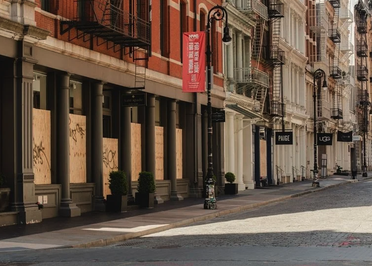 CrainsNewYork's tweet photo. Pandemic-wracked retail tenants facing lawsuits from their landlords might have a defense @natalieLsach https://t.co/FK925DkwMB https://t.co/PSMgEzEBIH