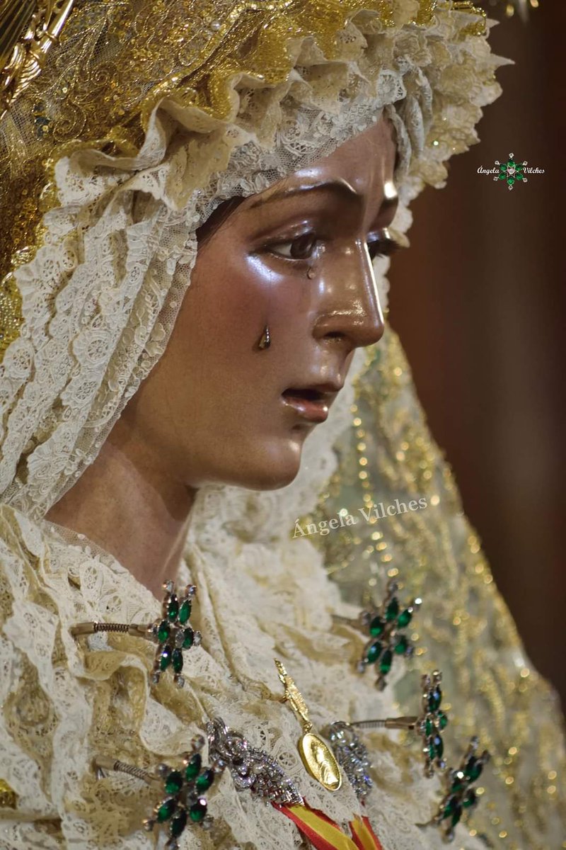 Veneración 2020 . Quinta Parte.  📸 <a href="/AngelaSev92/">Ángela Vilches</a> #VeneracionEsperanza20 #ReverencialEsperanzaMacarena #esperanzamacarena #sevilla #andalucia #semanasantasevilla