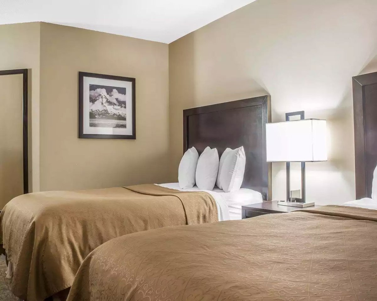 Quality Inn Barrie Ontario - a great place for business and leisure travelers in the Barrie !!!
Perfect location and convenient access to area attractions....

Call : +1 (705) 734-9500
Visit : qualityinnbarrie.com

#hotels #rooms #comfortable #Barrie #Ontario