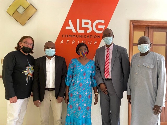 QuebecDakar's tweet photo. Discussions enrichissantes cette semaine sur le climat des affaires au #Sénégal et dans les pays couverts par la Délégation avec #ALBG Communication, une entreprise québécoise établie au Sénégal depuis 2016. Merci encore à Bineta et Alain pour ces échanges fructueux!🇸🇳🤩 https://t.co/GHeUsBFXzg