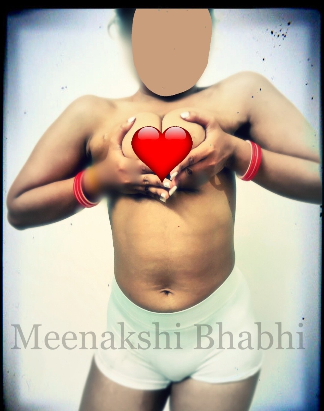 𝕄𝕖𝕖nakshi Dixit on X: My boobs open tonight 🔥❤️💘  t.coYTlNBHpXTV  X