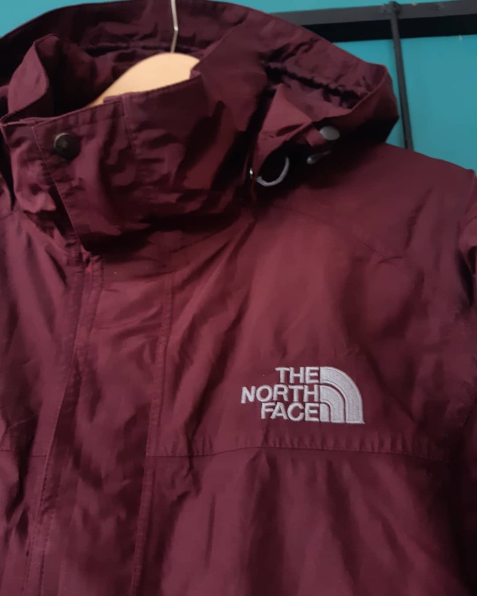 amongdagang's tweet photo. The North Face
Size 95/ M fit L
#readyamdg

Good condition/ Used / 2nd
Warna pekat
Kondisi 93%

❗❗Harga?? Tanyakan❗❗

#arcteryxsecond #berghaussecond #mhwsecond #scarpasecond #mammutsecond #napapijrisecond #fjallravensecond #tnfsecond #patagoniasecond #dickiessecond https://t.co/mgC5kQJV43