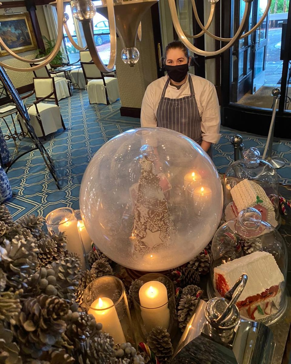 12_Apostles's tweet photo. It's starting to feel a lot like Christmas!
Chef Gina has once again out-done herself.
#Festive #Christmas #12ApostlesHotel #GingerBreadHouse
#gingerbreadhouse #christmasgingerbread #Explore12A https://t.co/zoKl2WW4bh