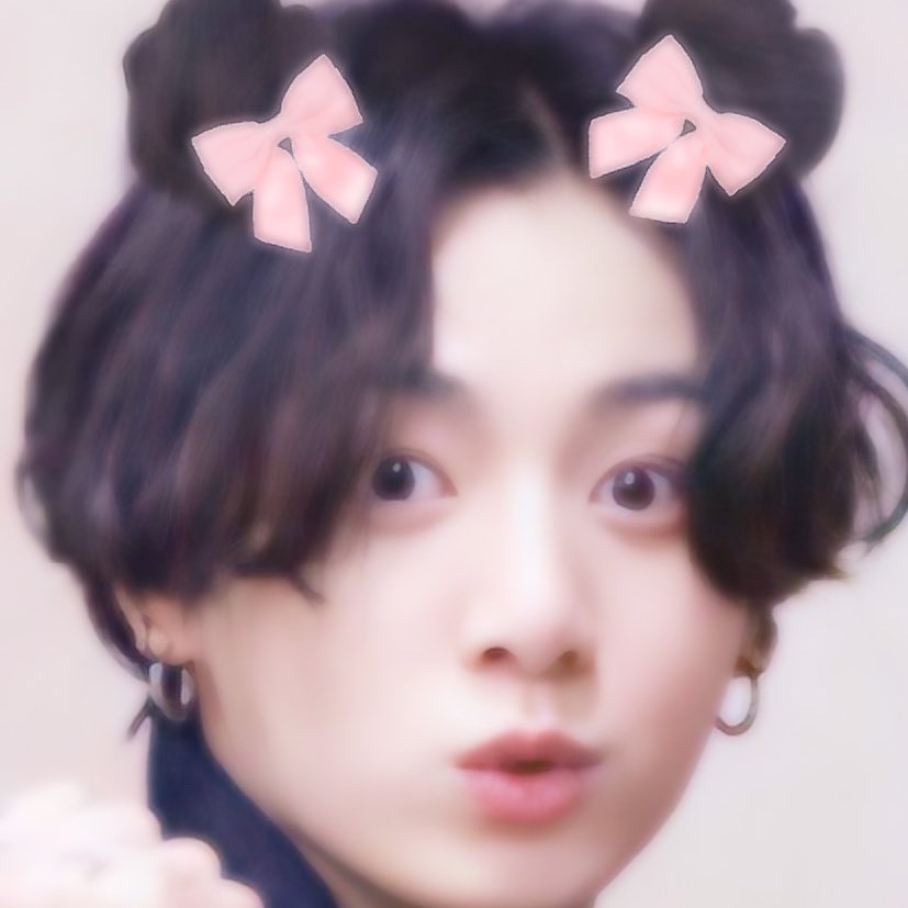 luv :) 𝘑𝘒 | 🐰🌙 tweet media