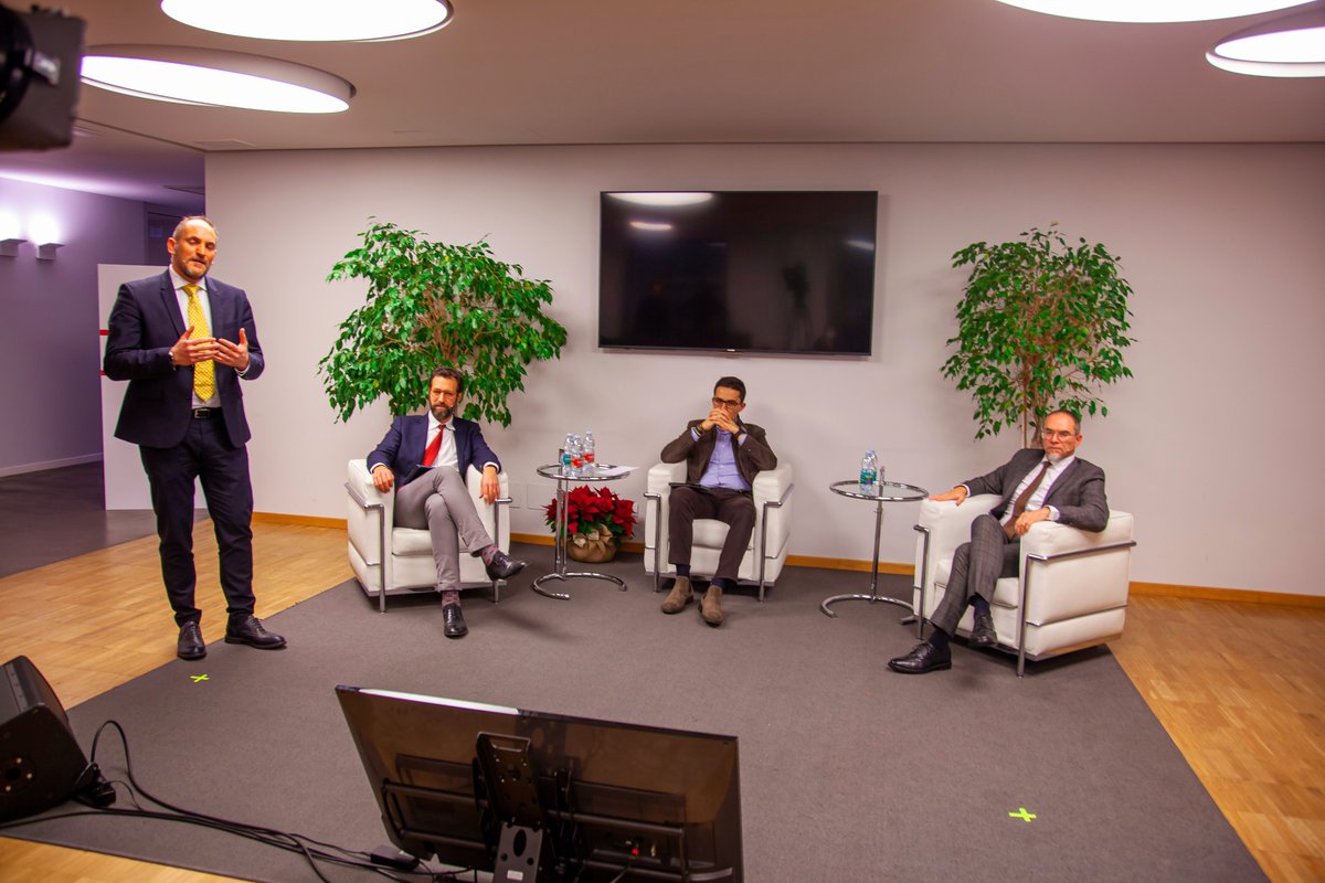 ItemaGroup's tweet photo. The Itema Top Supplier meeting, now in its fifth year, took place in a new digital shape. Here some moments of the event, the first digital event exclusively dedicated to the supply chain in our industry #Itemarocks #ItemaGroup #ItemaGroupTopSupplierMeeting #Procurement https://t.co/l2ttOguieu