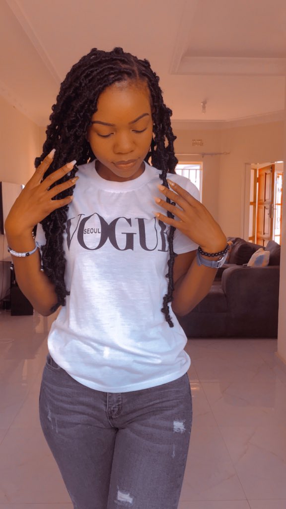 WChikweti's tweet photo. Hair by Azzy π₯° +260 97 5172640 #zedtwitter support the ghel .. #butterflylocks https://t.co/yTnf6ze7WL