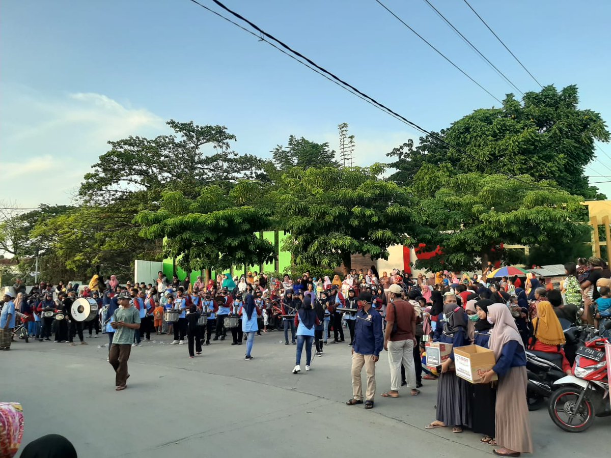 PadamuNegeriPW's tweet photo. Pangkah Cares - Aksi penggalangan dana untuk korban banjir Gresik Selatan

Rabu, 23 Desember 2020
📍 Keliling Pangkahwetan &amp; Pangkahkulon https://t.co/vatiqWtkr0