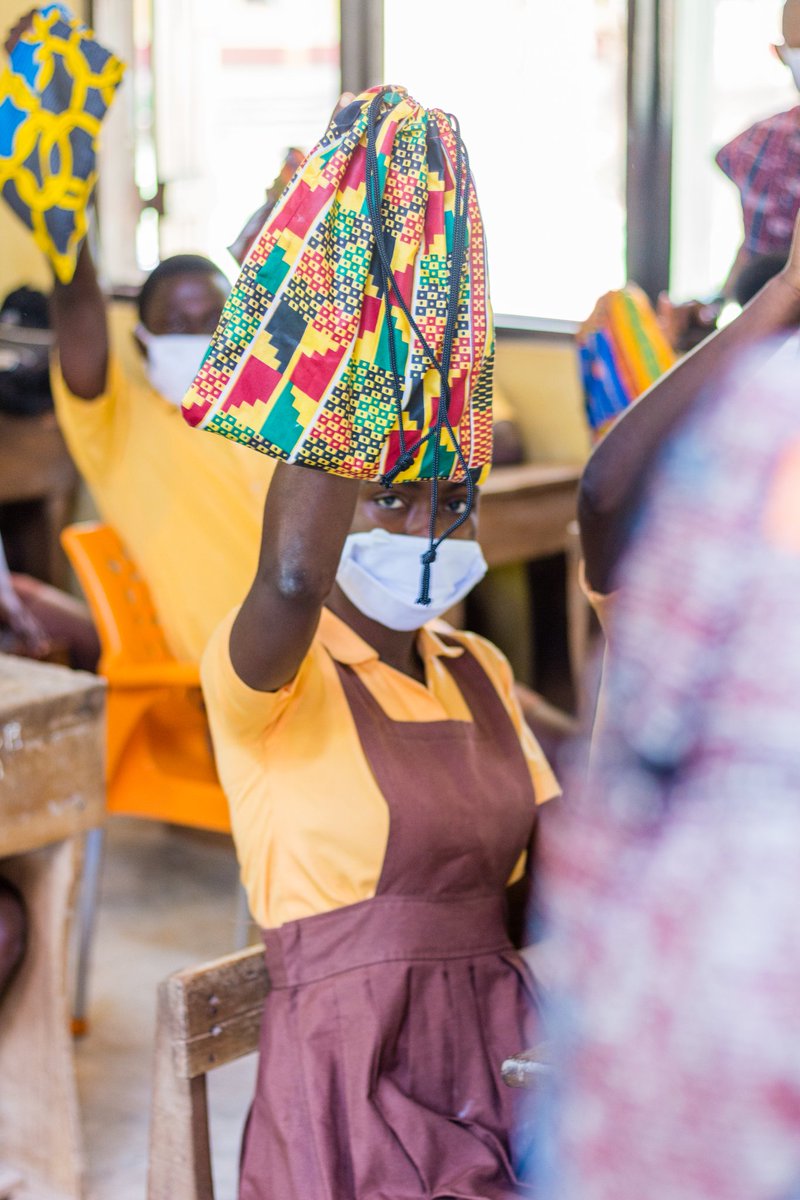 rakodfoundation's tweet photo. Women and girls need to develop healthy habits and be empowered to safeguard their own health during menstruation.
We are supporting 5,000 young girls with sanitary pads 
 You can join the cause too info@rakodfoundation.org or +233 249174715
#periods #menstruation #younggirls https://t.co/2LP7gSbFCe