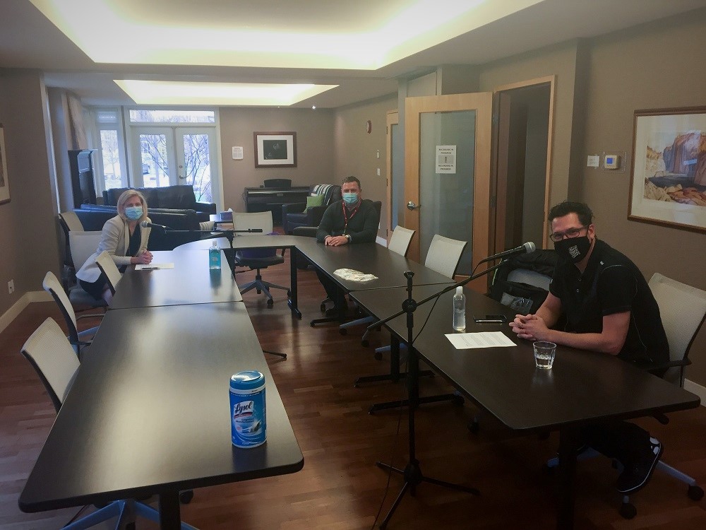 Did you miss an episode of our #Podcast? All 6 are up on ottawacancer.ca/podcast &amp; Spotify, and they’re a great way to learn about local cancer care! Here's one of our recording sessions with host Matt Jacques <a href="/mjdj74/">Matt Jacques</a>, Dr. Rebecca Auer &amp; a quick visit from <a href="/MichaelMaidment/">Michael Maidment</a>.