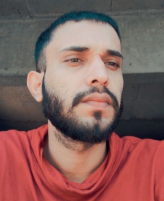 RealAjayTiwari's tweet photo. The face is a picture of the mind with the eyes as its interpreter.
#TwitterFace #TwitterTrends https://t.co/TJf0hOTYqx