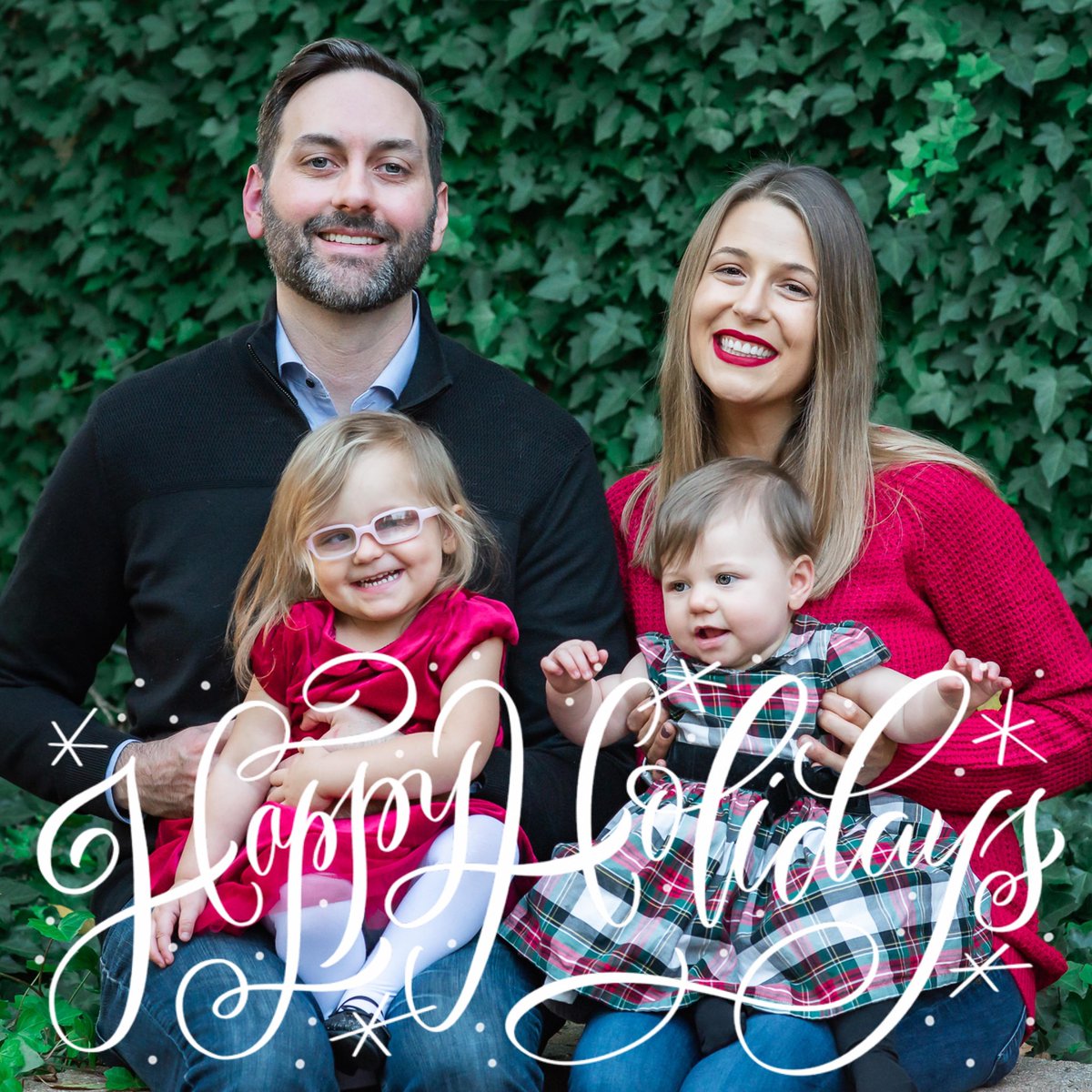 It's hard not to smile when you're looking at this beautiful photo of cornea recipient Mila, her little sister Lucy, and mom &amp; dad Megan and Luke.
