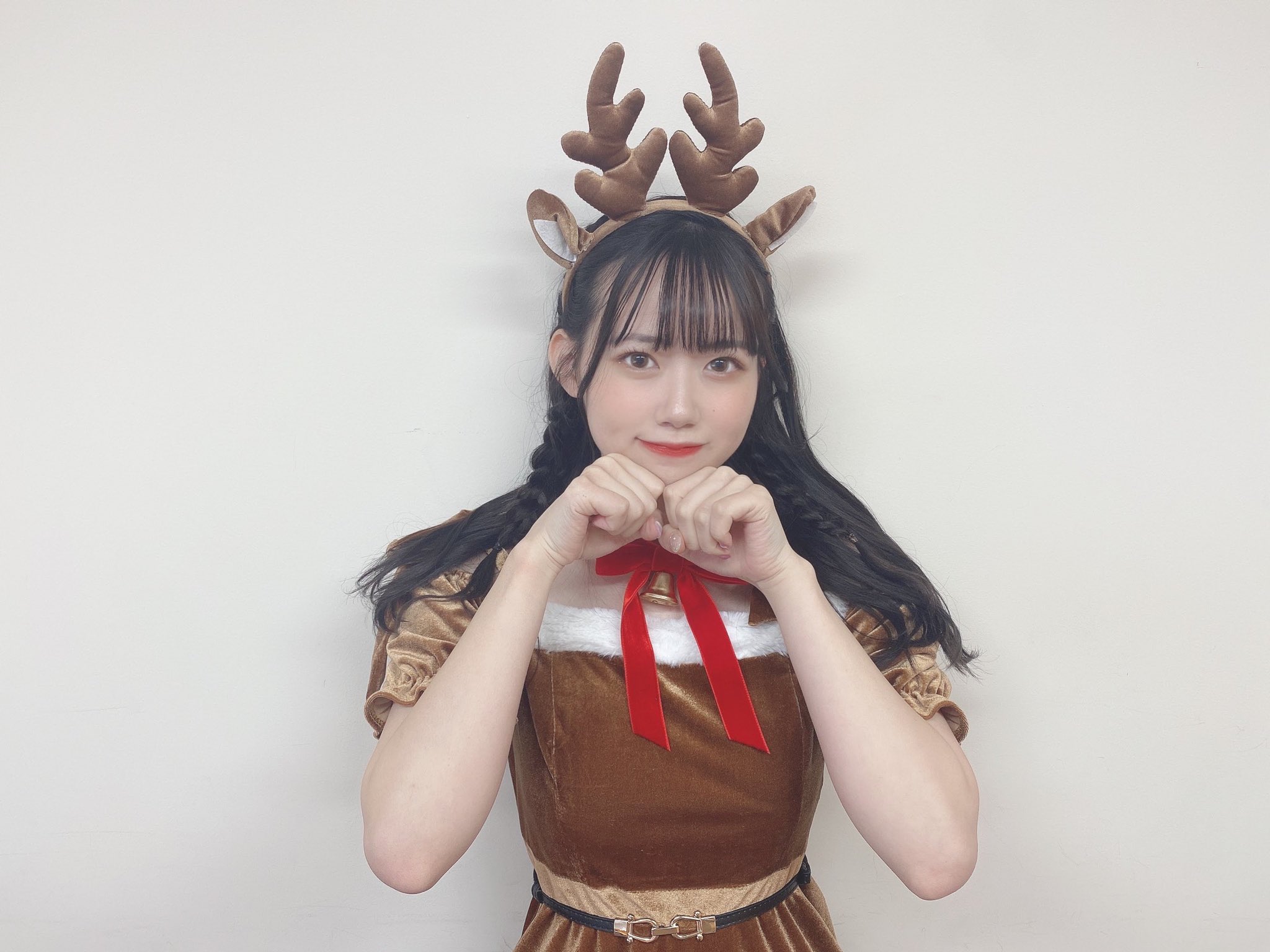 服部 有菜 Showroomのお知らせ 24日 クリスマスイヴ 19 00 トナカイコスプレ 25日クリスマス サンタコスプレ しちゃいます 楽しみにしててね T Co 4pqyccn0r5 Twitter