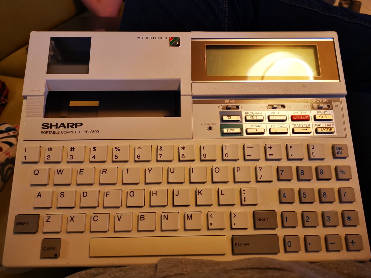 swartz_de's tweet photo. I've been looking for one of these for quite a bit, I was hoping I'd be able to rescue this one. Sadly, NiCd broth dissolved way too much of the board to repair it 😔. The case, display and keys are still viable though. #ポケコン #sharp #pc2500 https://t.co/wEGdBVfusa