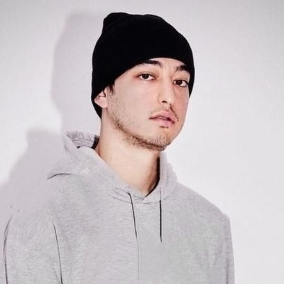 mintkeu's tweet photo. joji and his bonnet hat https://t.co/JbwmcD1kR8