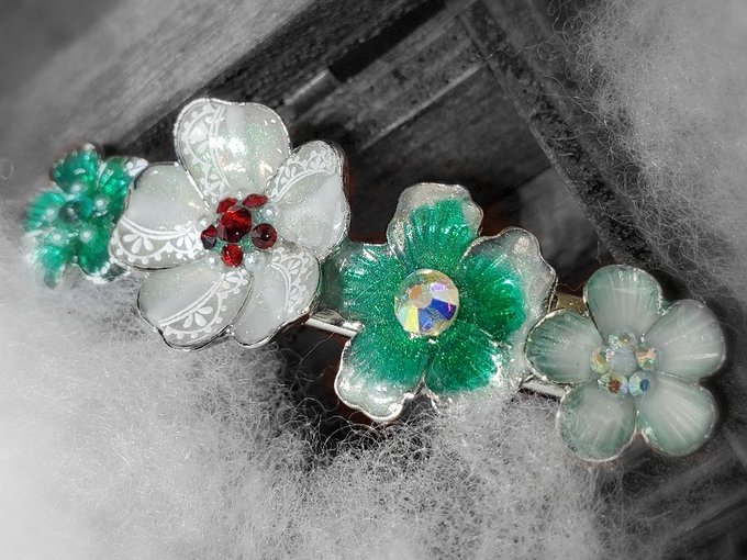 毒素のtwitterイラスト検索結果