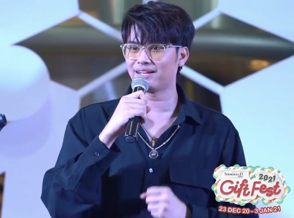 PinkPakkad's tweet image. เกิดมา25ปี ยังไม่เคยอิน ไม่เคยบ้าศิลปินสักคน แค่ได้ฟังเพลงแก้เหงาผ่านไปวันๆ ..จนกระทั่งโดนธนนท์ตก... ตอนนี้หาดูทุกอย่างที่เกี่ยวกับธนนท์ จนเข้าใจว่าทุกคนรักธนนท์เพราะอะไร....สาบานกับตัวเองเลยว่าจะหาโอกาสไปเจอธนนท์สักครั้งในชีวิต..หนูรักเค้าอ่ะแม่ แงงงง😭😭#nontfam #NONTTANON