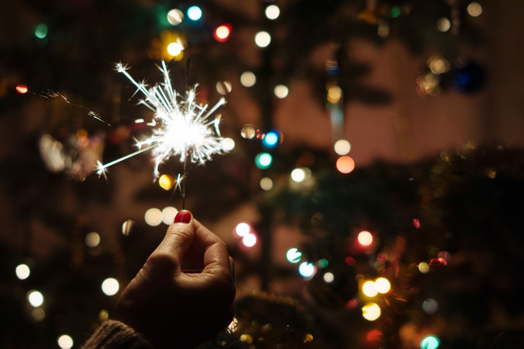 CharlesPitonLtd's tweet photo. We operate 365 days a year, so over the festive season we are available 24/7 for any #Fire & #Flood emergencies across the South East. We would like to take the opportunity to wish you all a Merry Christmas & a Happy New Year! #WeAreStillHereForYou #Christmas #NewYear #Emergency https://t.co/whcAzJvh9U