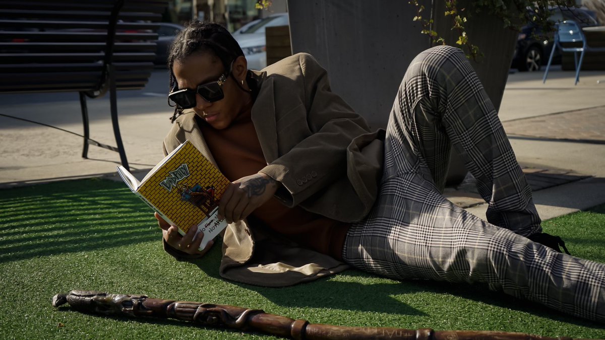 LordPhly's tweet photo. Elevation Requires Separation 🚀
📸: @batastudios
Grab Your Copy 📖📚
https://t.co/FzCvH2c9pJ
#raleighauthor #dcauthor #authorlife #nclifecoach #ncspeaker #atlspeaker #lordphly #nafbdope #authorlife #batastudios #book #readersareleaders https://t.co/EHUGIm0SMI