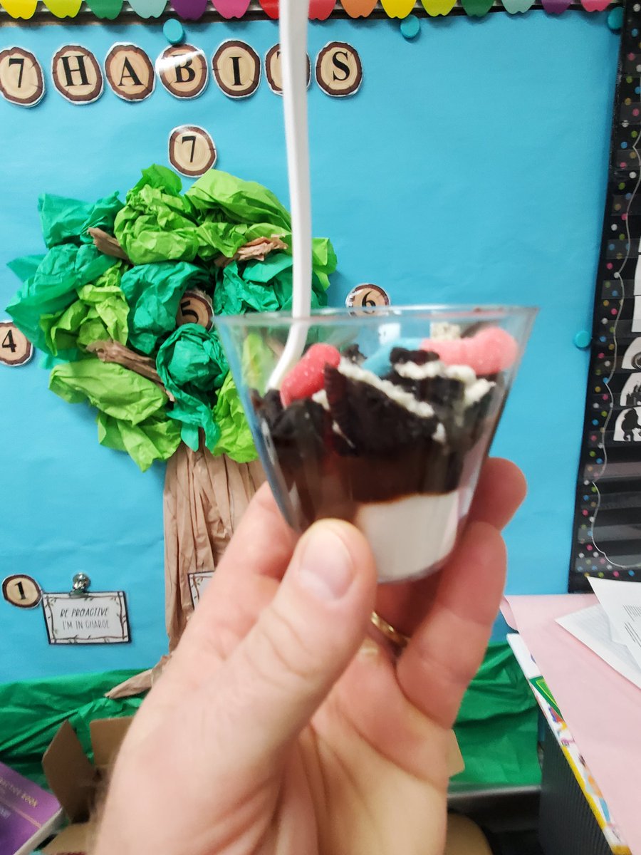milliken1997's tweet photo. Yummy! Thank you to @petry_whitney and her 3rd grade kiddos for the tasty treat. #tastysoil #layersofsoil
#dirtpudding @PrincipalCMill https://t.co/FwQUbpOWSh
