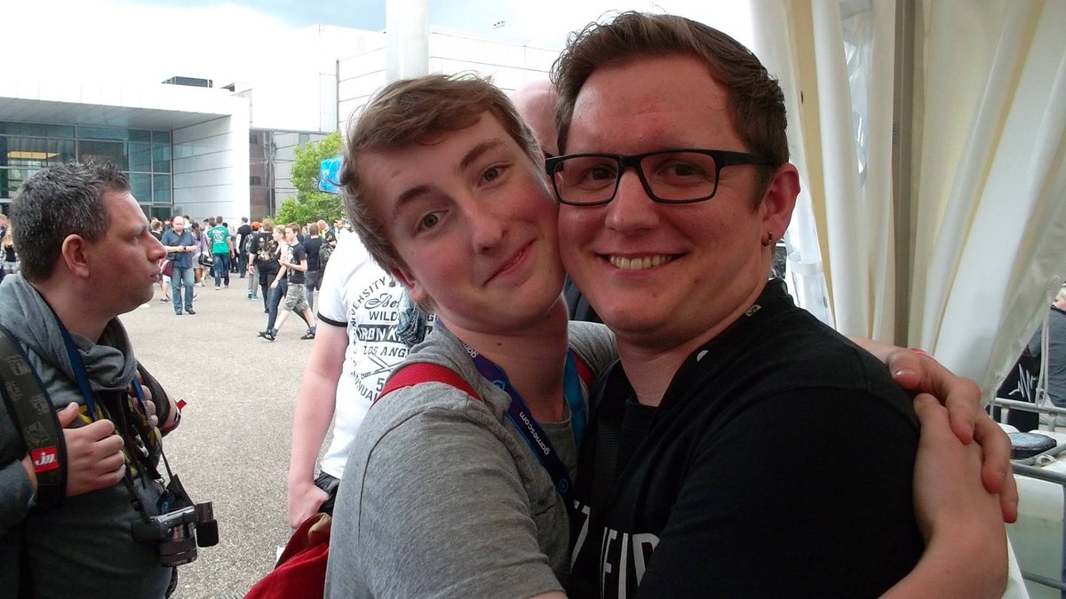 KalimoGames's tweet photo. @hatzel666 Genau wie das hier 👌😂 https://t.co/e0fOxjzR00