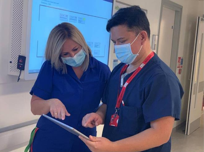 PHUDIGITAL's tweet photo. Great to see our new digital records solution now live on our pilot ward D8; it sees the first 6 patients with a new digital record of care!

@PKenneyNHS @JoshuaPagden @JamesJohnsonPHT @DavideSanzullo @ITLegoNerd Kirsty Stevens &amp; Chris Greer

#SaferThanPaper #ReleasingTimeToCare https://t.co/fh0Zd2Shdr