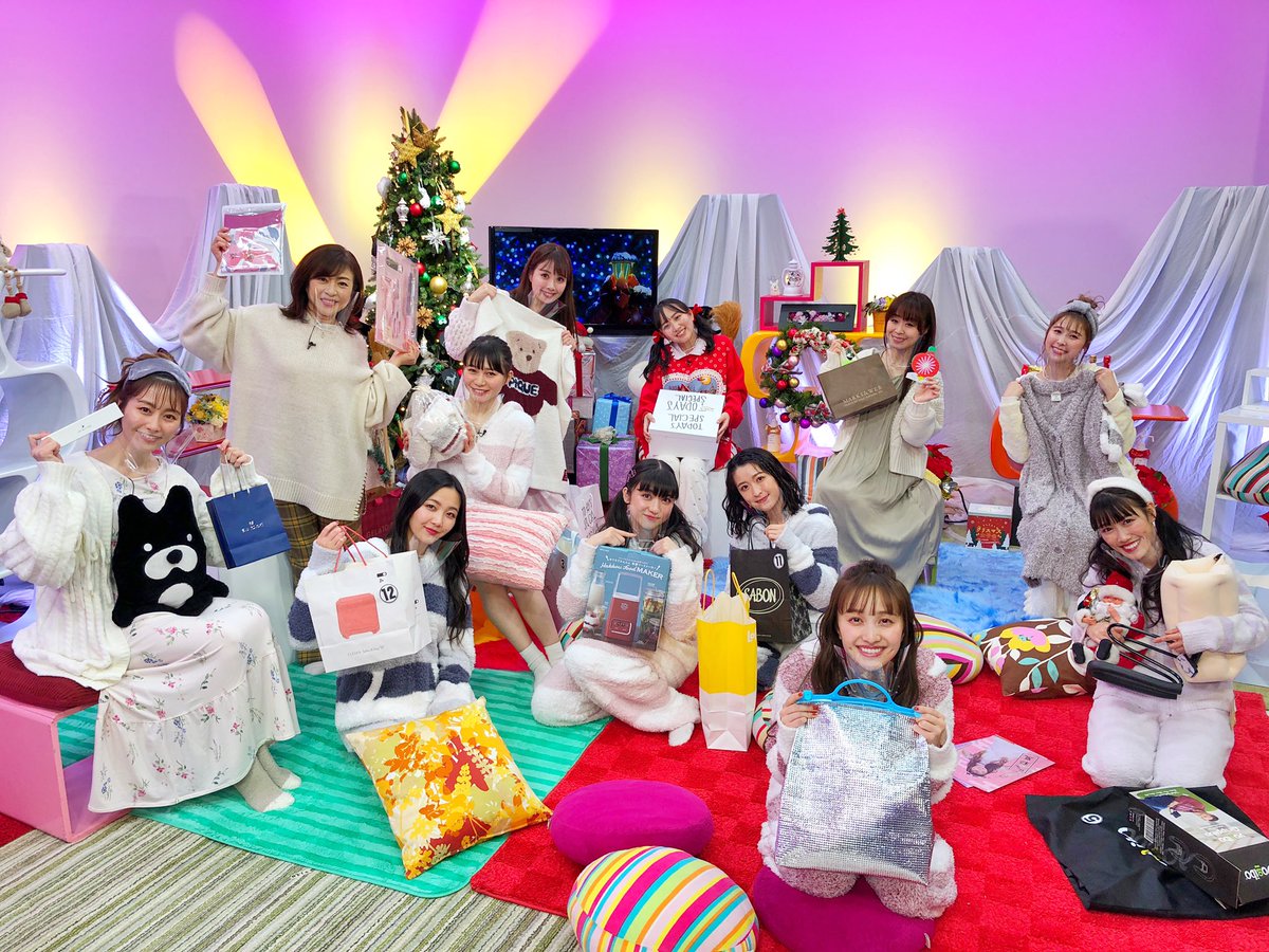 松本明子 Abematv ももクロとクリスマス女子会 本当に本当にめちゃめちゃ楽しかったー 素敵なクリスマスプレゼント もいただきました ありがとうございました
