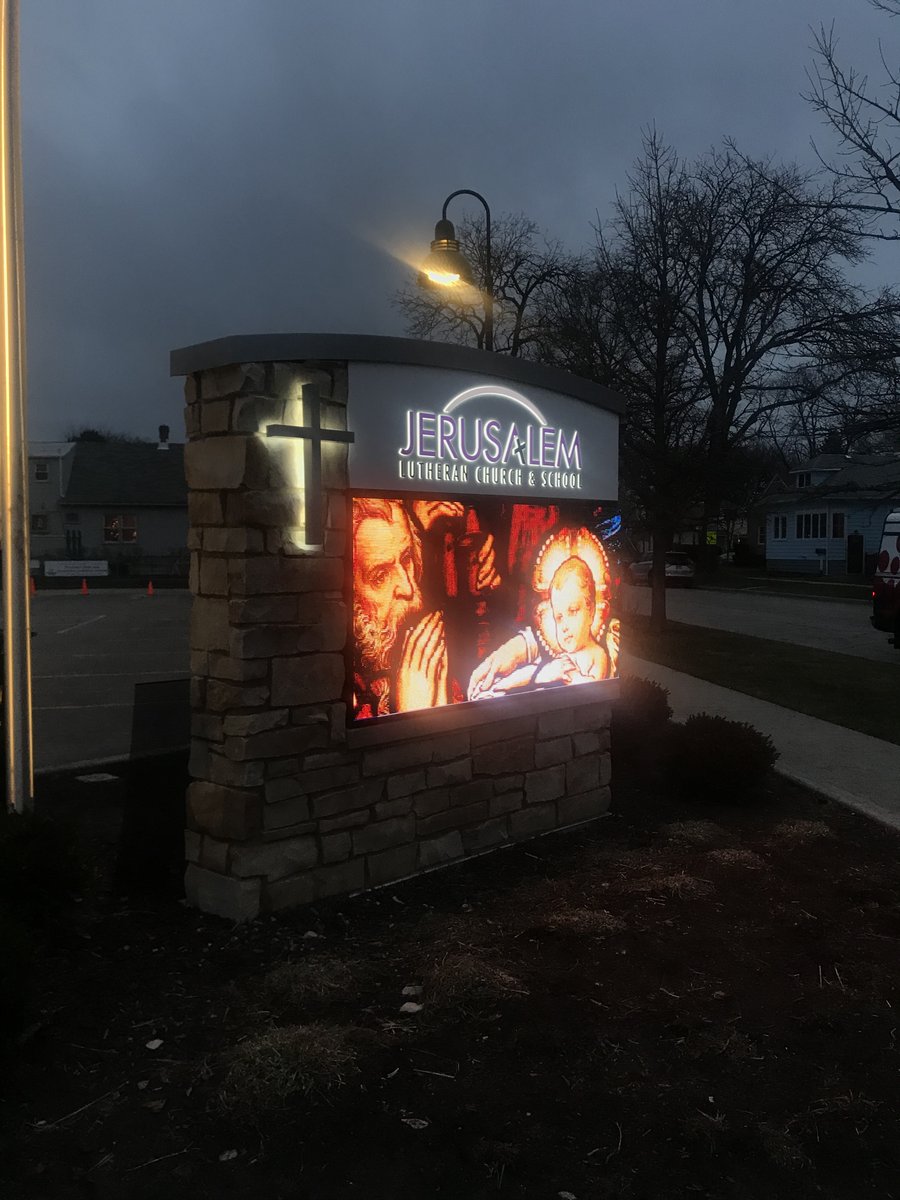 ThinkSign's tweet photo. Merry Christmas and Happy Holidays from everyone at ThinkSIGN.  #signs #churches #merrychristmas https://t.co/jqp3U5yP8T