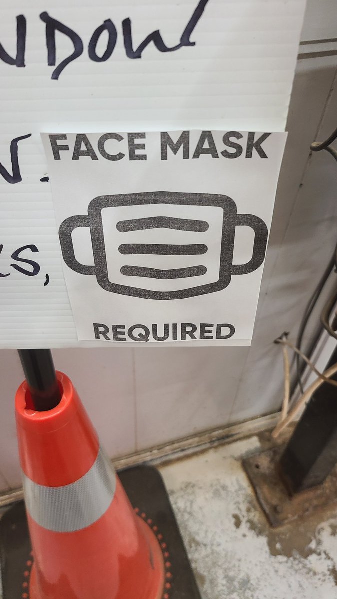 BurnKronix's tweet image. So I have these signs plastered on every entrance to my work... how many times a day do yall think I have to remind people to wear a mask or to keep it over their mouth and nose?
#mandatorymasks #simpleconcept #FlattenTheCurve