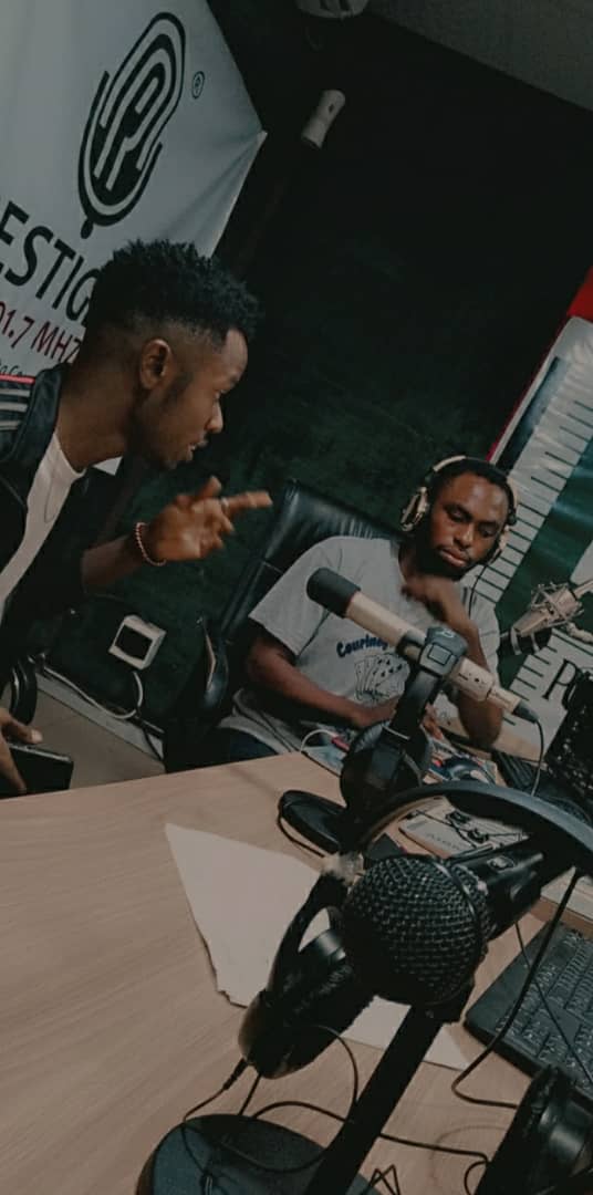 Kapital_DM's tweet photo. Moments with @Uptimeus on the #Top10mxshow on @prestigefm917mx 
#GoodMusicRocks https://t.co/AupwsKBNrl