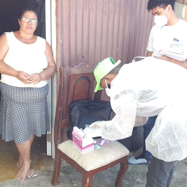 #Árealll, El Árealll de salud pública y el equipo de Entomológia realizaron esta mañana una capacitación y búsqueda activa en zonas malaricas, en conjunto con el CECOVEZ en el municipio de Santo Domingo Norte.