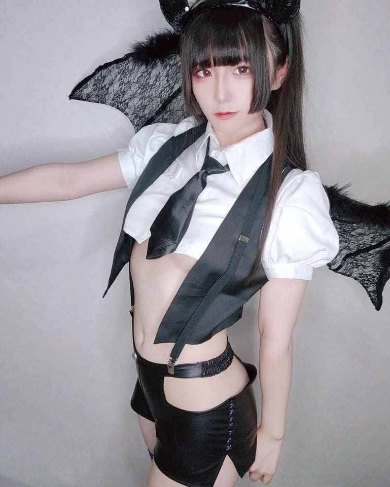 【 #拡散希望 】

深夜に投下
デビルコス😈♡

コスプレ写真のRT数を競う企画にエントリー中٩( ᐛ )و

24日18:00まで、関連ツイートの総RT数がポイントになります！

拡散お願いします！💛

#アイドルクリスマス
#推しにクリスマスプレゼントを 
#コスプレ #アイドル #姫カット #フォロー大歓迎