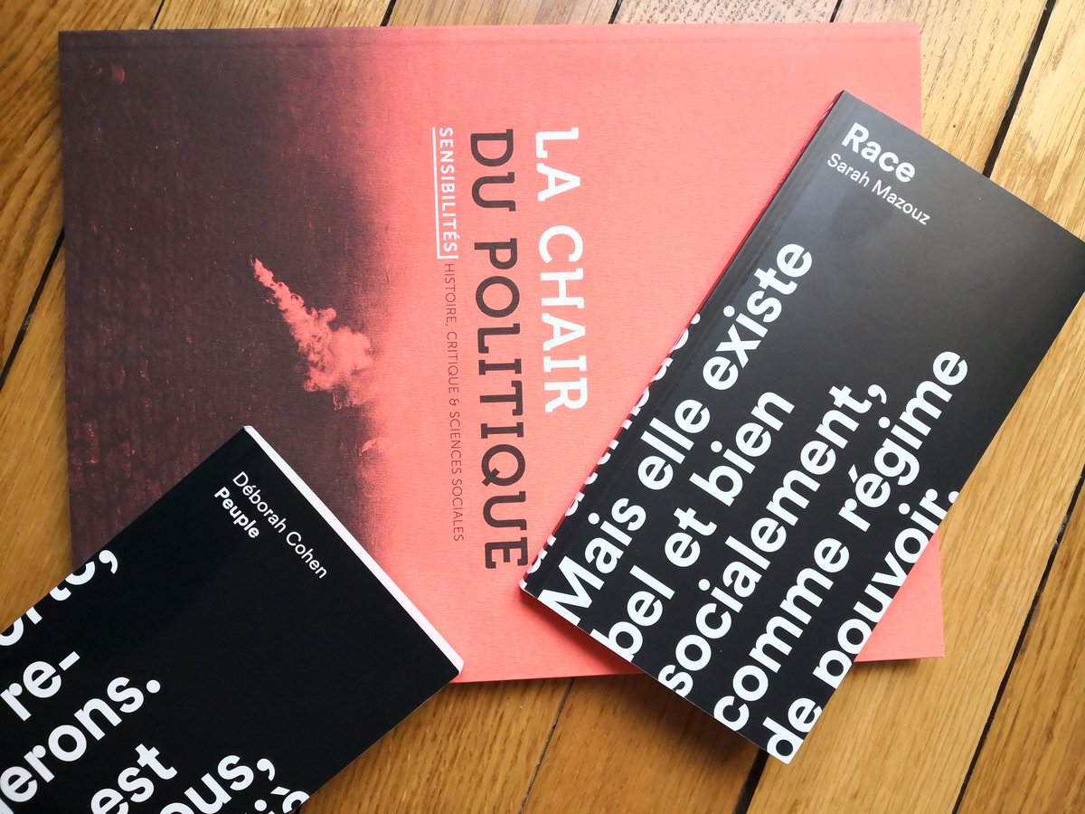 AlexandreBoza's tweet photo. Il y en a des livres pour finir l'année intelligemment @anamosa_ed ! https://t.co/xliawVdsVY