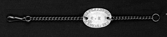 It appears that privately purchased identity bracelets and identity discs are more regularly recovered. Here are some examples produced from durable metals. Soldiers could buy these from jewellers at home, from merchants whilst deployed, and they could make their own. 6/