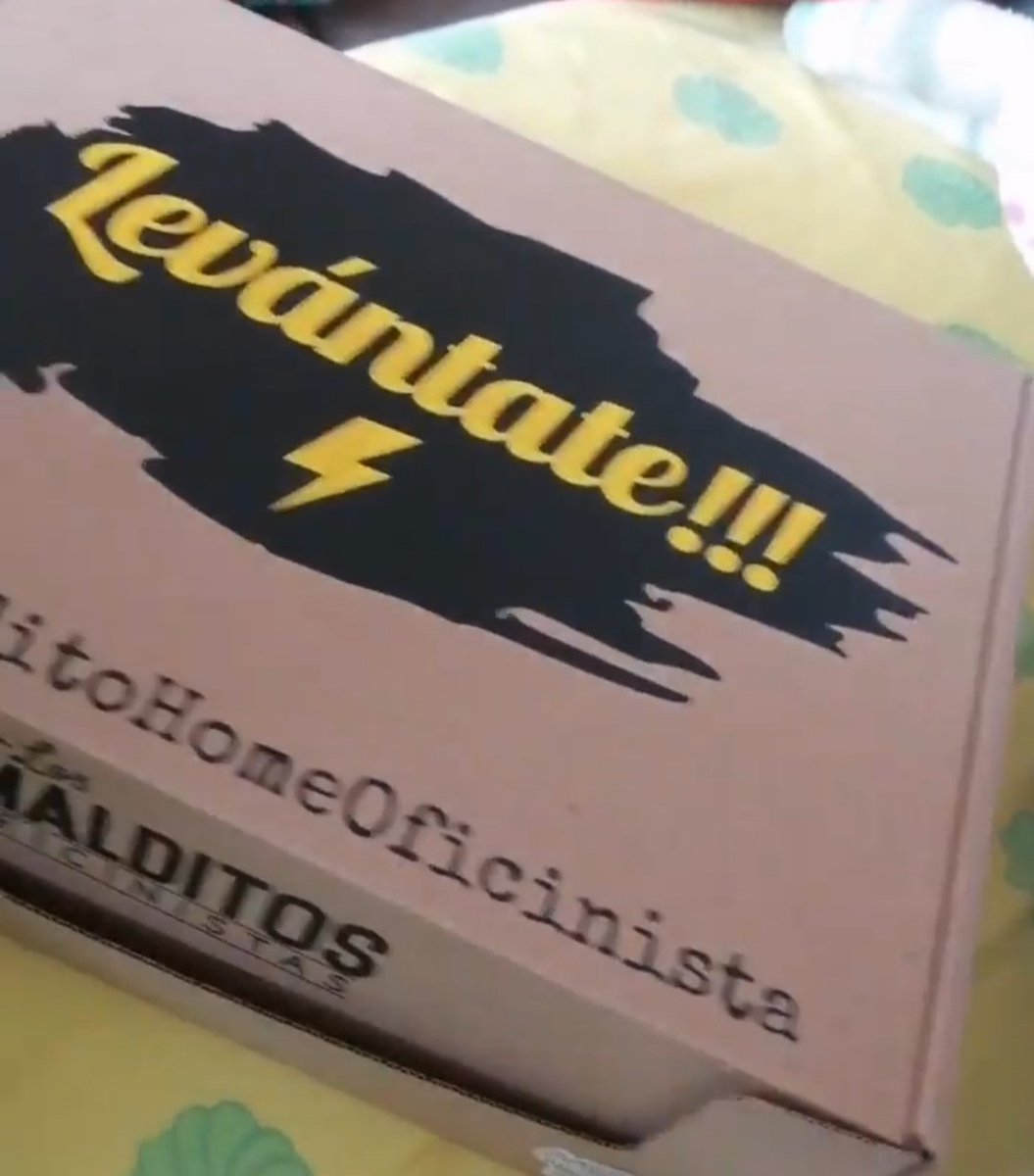 Este es el #kitmalditohomeoficinista que puedes llevarte con #MalditoGiveaway

Sigue los pasos en 👉 bit.ly/3hd8L76