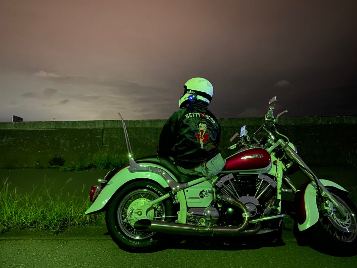 lTInoeniAYZJpHx's tweet photo. #バイク乗りとして自己紹介
#ドラッグスター400
#DSC400
#ドラッグスター
#アメリカン
名前:あきなる
住み:埼玉県
年齢:オジさん
乗物:DSC4&DSC4カスタム
思考:なんとかなる
好き:ツーリング、バイク弄り
嫌い:特にない(ホントに思いつかないw)
告知:お誘いあればいつでも走りに行きますよ😆 https://t.co/iRxwHeLIdS