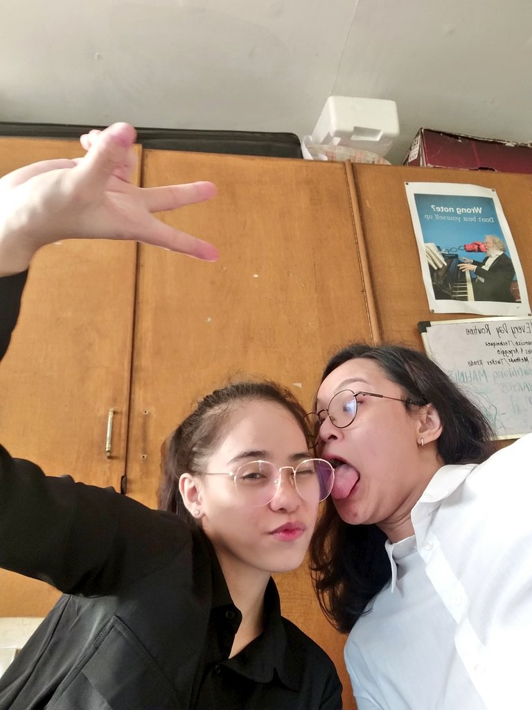hmhif_'s tweet photo. HAHAHAHHAHAAHAHAHAHAHHA NUGINAGAWA NYUEEE 💕 https://t.co/W5Uhh3qWEA